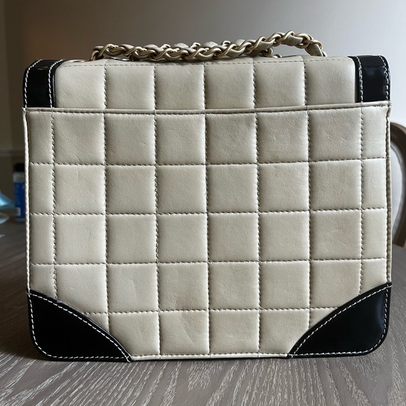 Chanel Square Quilt Flap Bag Vintage - Picture 5 of 16